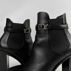 Louis Vuitton Leather Ankle Boots Black Size 39