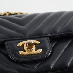 Chanel Chevron Mini Retangular Black