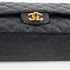 Chanel Vintage Caviar Memium/Large Classic Flap Black