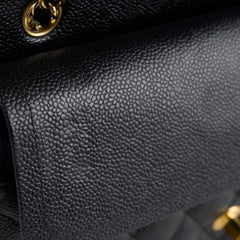 Chanel Vintage Caviar Memium/Large Classic Flap Black