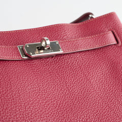 Hermes So Kelly  26 Rubis Togo N Square Stamp