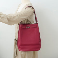 Hermes So Kelly  26 Rubis Togo N Square Stamp