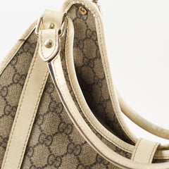 Gucci GG Surpreme Shoulder Bag Beige