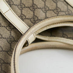 Gucci GG Surpreme Shoulder Bag Beige