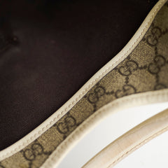 Gucci GG Surpreme Shoulder Bag Beige