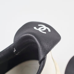 Chanel Sneakers White Size 37