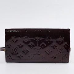 Louis Vuitton Vernis Clutch Amarante