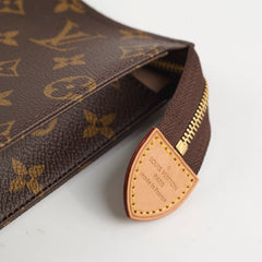 Louis Vuitton Toiletry Monogram 26