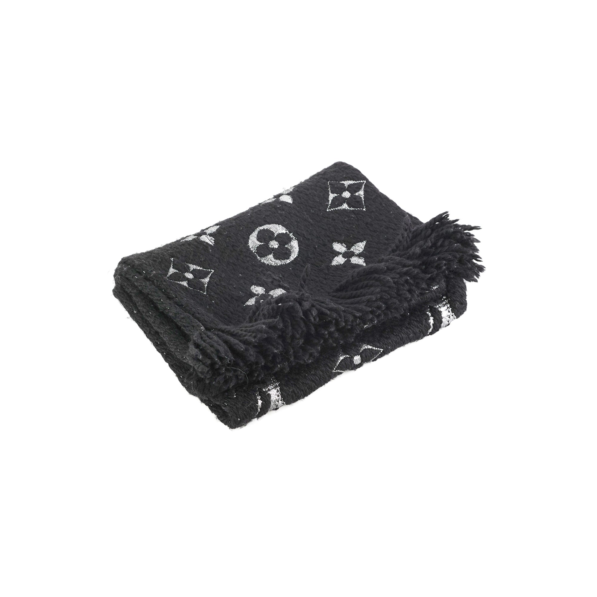 Louis Vuitton Silk scarves Black Silvery Metallic Wool ref.42424 - Joli  Closet
