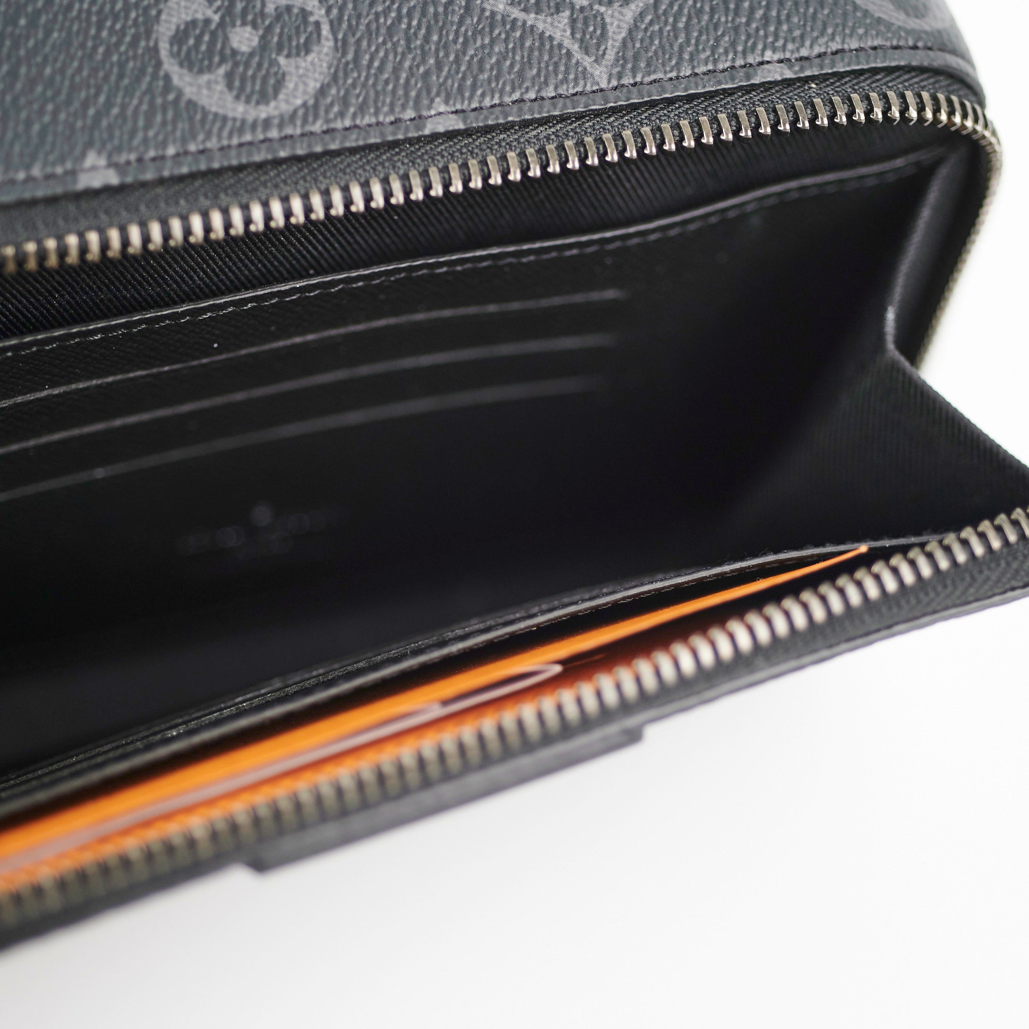 Louis Vuitton Alpha Wearable Wallet Monogram Eclipse Canvas Black 218090151