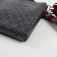 Gucci GG Supreme Messenger Bag Black