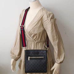 Gucci GG Supreme Messenger Bag Black