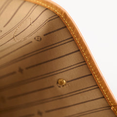 Louis Vuitton Neverfull MM Monogram