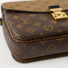 Louis Vuitton Pochette Metis Monogram Reverse