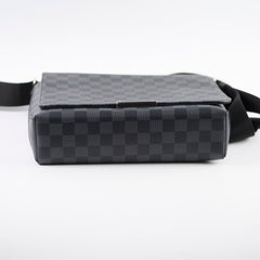 Louis Vuitton District PM Damier Graphite Canvas