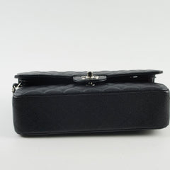 Chanel Medium/Large Caviar Classic Flap Black 2021