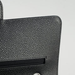 Chanel Medium/Large Caviar Classic Flap Black 2021