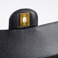 Chanel Caviar Medium Medium/Large Classic Flap GHW Microchip