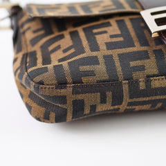 Fendi Baguette Medium Zucca