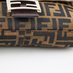 Fendi Baguette Medium Zucca
