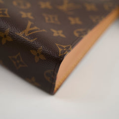 Louis Vuitton Toiletry 25cm with Chain Monogram(with Mini One 14cm)