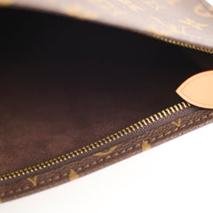 Louis Vuitton Toiletry 25cm with Chain Monogram(with Mini One 14cm)