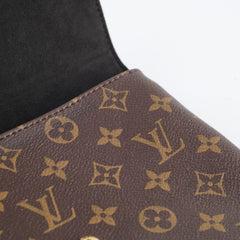 Louis Vuitton monogram twice pochette black