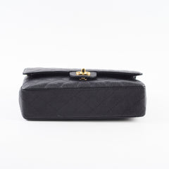 Chanel Caviar Medium Medium/Large Classic Flap Black