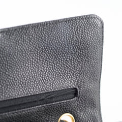 Chanel Caviar Medium Medium/Large Classic Flap Black