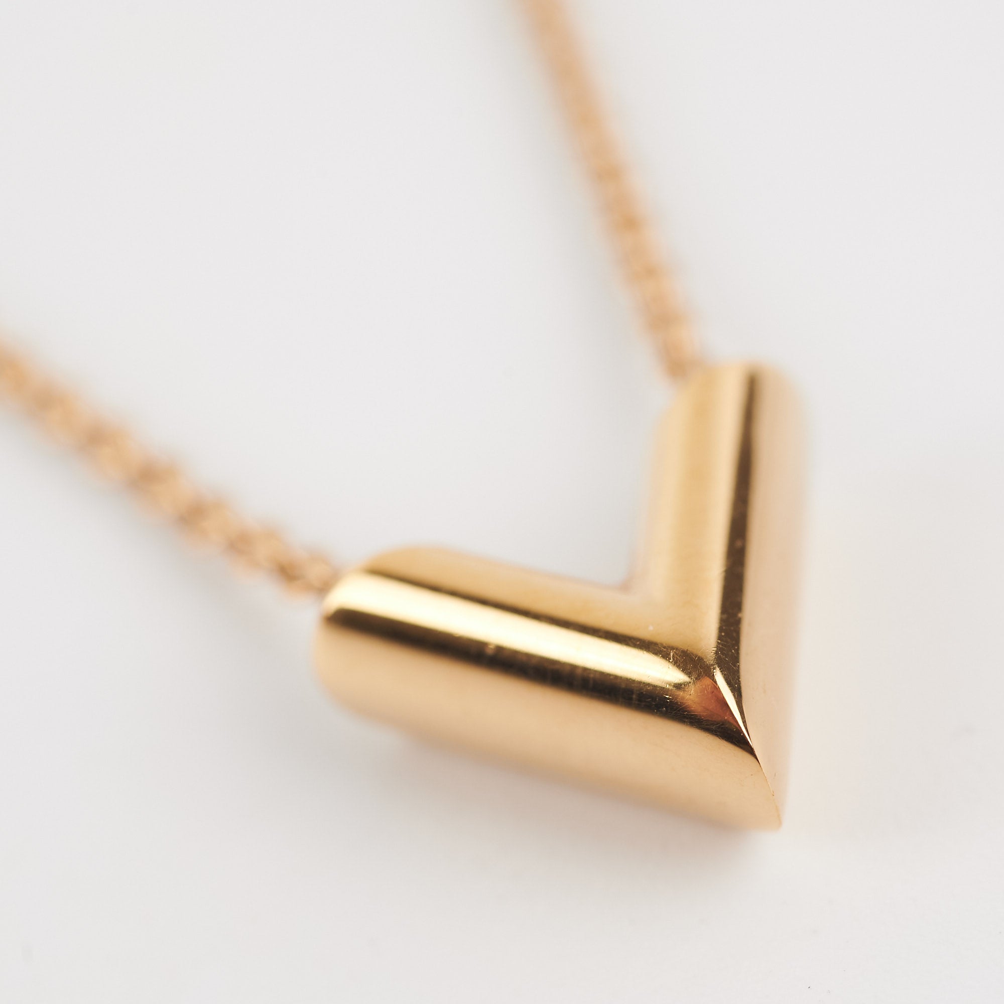 Louis Vuitton Essential V Necklace Rose Gold in Metal with Rose Gold-tone -  US