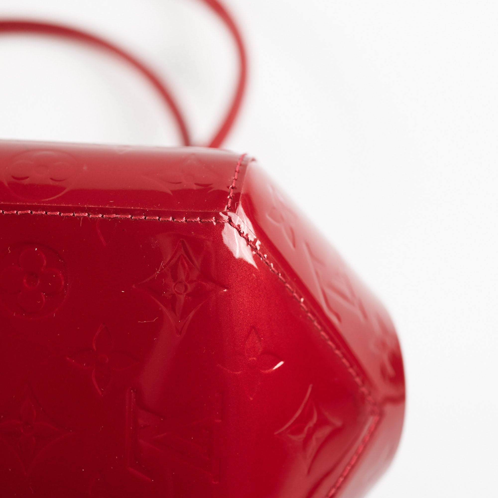 Louis Vuitton Monogram Vernis Sherwood PM - Red Shoulder Bags, Handbags -  LOU727794