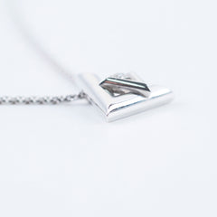Louis Vuitton Volt Necklace with Diamond White Gold