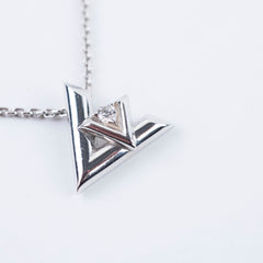 Louis Vuitton Volt Necklace with Diamond White Gold