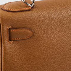 Hermes Kelly 28 Retourne Togo PHW Gold/Feu Verso M Square