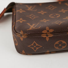 HOLD RT ITEM 27 - Louis Vuitton Pochette Accessoires Monogram - Microchipped