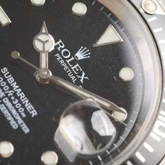 Rolex Submariner Date 40mm Watch Black Dial 16610