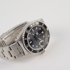Rolex Submariner Date 40mm Watch Black Dial 16610