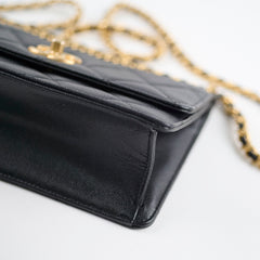 Chanel Seasonal Caviar Flap Cross body Bag Microchip