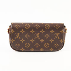 Louis Vuitton Ivy Wallet On Chain Monogram