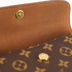 Louis Vuitton Ivy Wallet On Chain Monogram