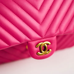 Chanel Medium/Large Classic Flap Chevron Lambskin Fuchsia Pink