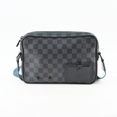 Louis Vuitton Alpha Messenger Damier Graphite