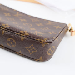 Louis Vuitton Pochette Accessories Monogram (New Style)