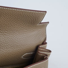 Hermes Kelly 28 Etoupe GHW W Stamp