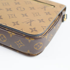 Louis Vuitton Pochette Metis Reverse Monogram