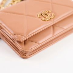 Chanel 19 Wallet On Chain WOC Caramel