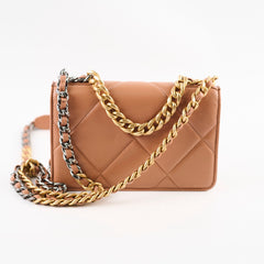 Chanel 19 Wallet On Chain WOC Caramel
