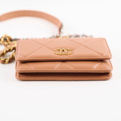 Chanel 19 Wallet On Chain WOC Caramel