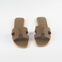 Hermes Oran Sandals Etoupe - Size 39.5