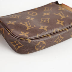 Louis Vuitton Mini Pochette Monogram